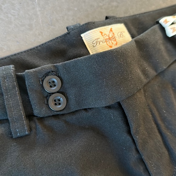 NEW RARE Frankie B. Low Rise Amanda Cuff Capri Slack Shorts - Picture 4 of 11